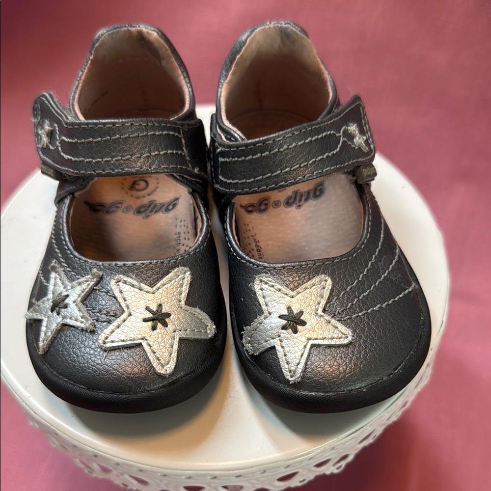 Pediped Black and Silver Dress Shoes with Star Appliqué - Picture 1 of 9